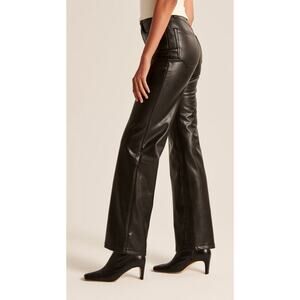 Black Abercrombie Vegan Leather The 90's Relaxed Jean Ultra High Rise Pants 26/2